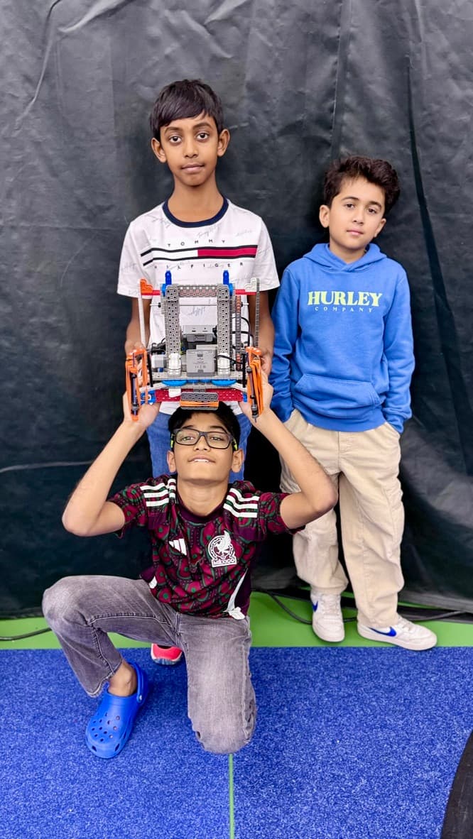 Team 81011D - Vex Ninja Received Sportsmanship Award photo