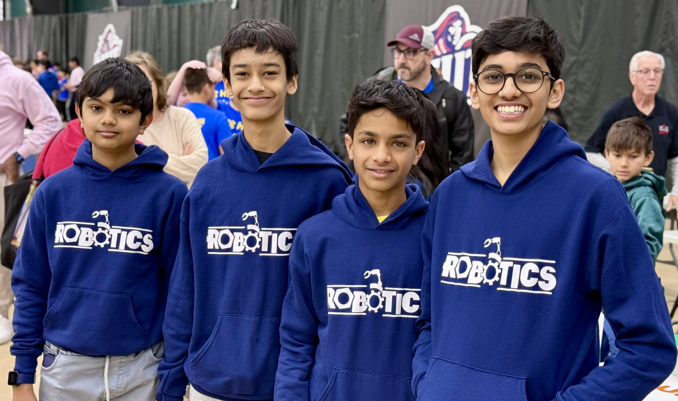 81011B - Techno Dragons Full Volume (2024-25) season photo